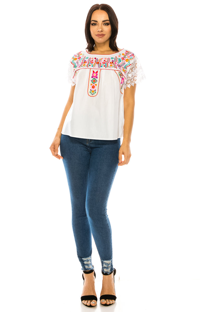 Traditional White Mexican Women Blouse with Lace (S-XL) $8.5 and (2XL-3XL) $9.50 Per Piece. MT802