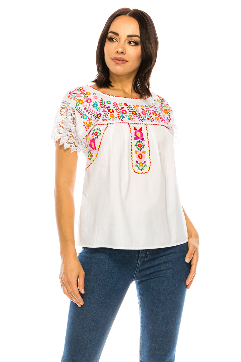 Traditional White Mexican Women Blouse with Lace (S-XL) $8.5 and (2XL-3XL) $9.50 Per Piece. MT802