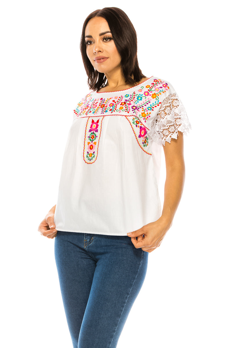 Traditional White Mexican Women Blouse with Lace (S-XL) $8.5 and (2XL-3XL) $9.50 Per Piece. MT802