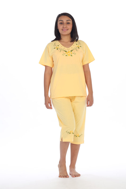 Women's Short Sleeve Rose Embroidered and Matching Capri Set (S-3X) $12.00 Per Set. WS08 Option B
