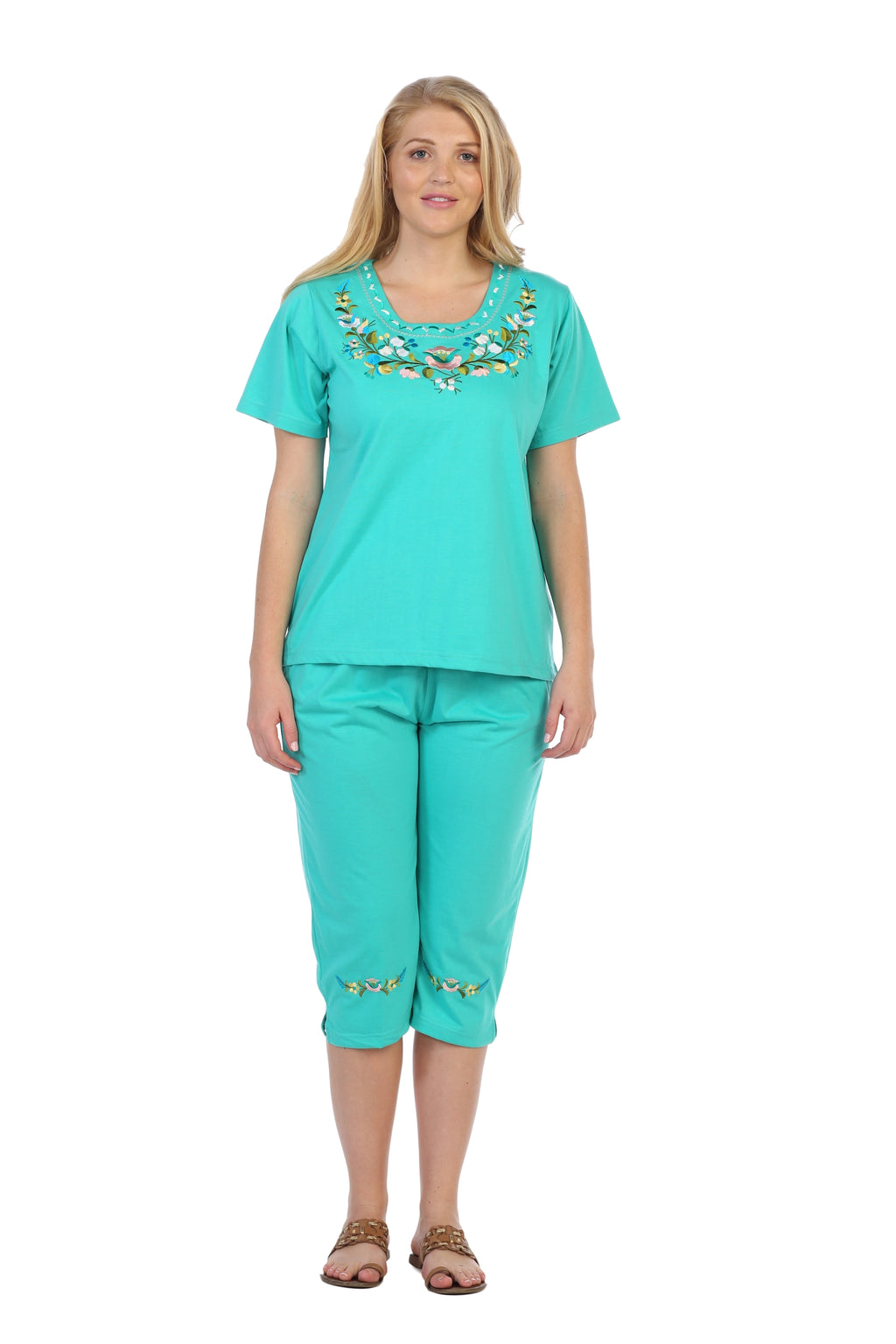 Women's Short Sleeve Embroidered Blouse and Matching Capri Set (M-3X) $12 Per Set. WS10