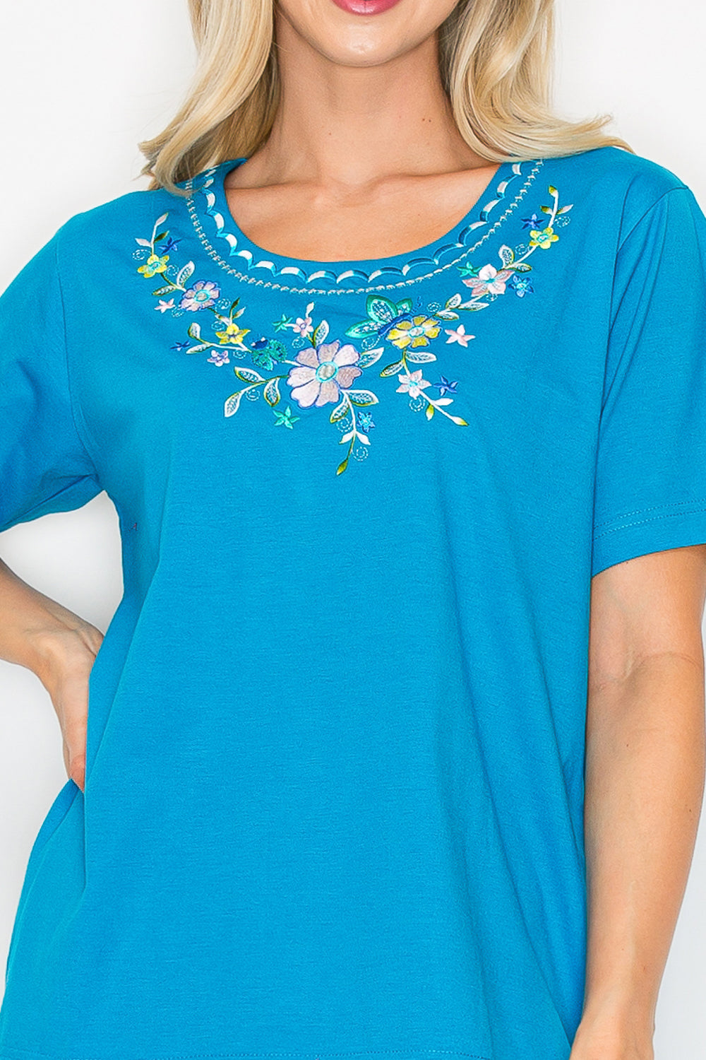 Women's Short Sleeve 7 Petals Floral Embroidered and Matching Capri Set (S-3X) $12.00 Per Set. WS16 Option C
