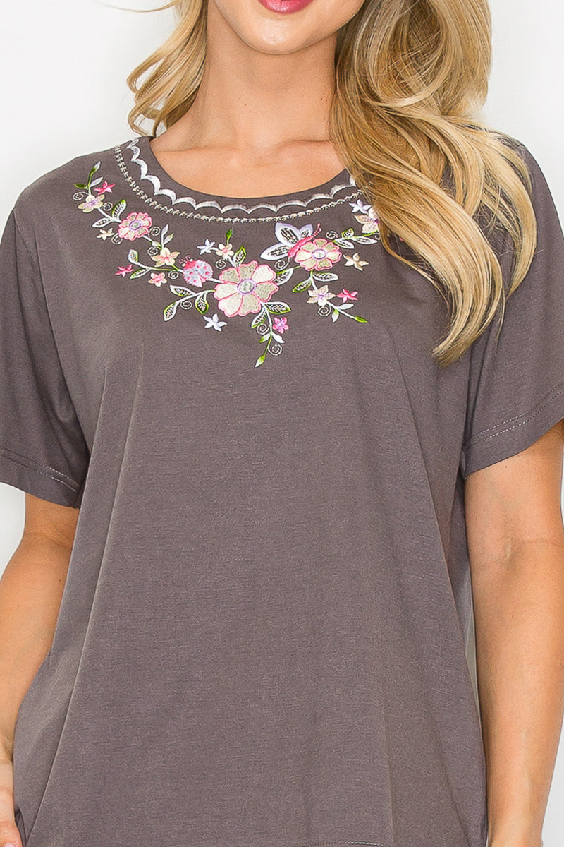 Women's Short Sleeve 7 Petals Floral Embroidered and Matching Capri Set (S-3X) $12.00 Per Set. WS16 Option A