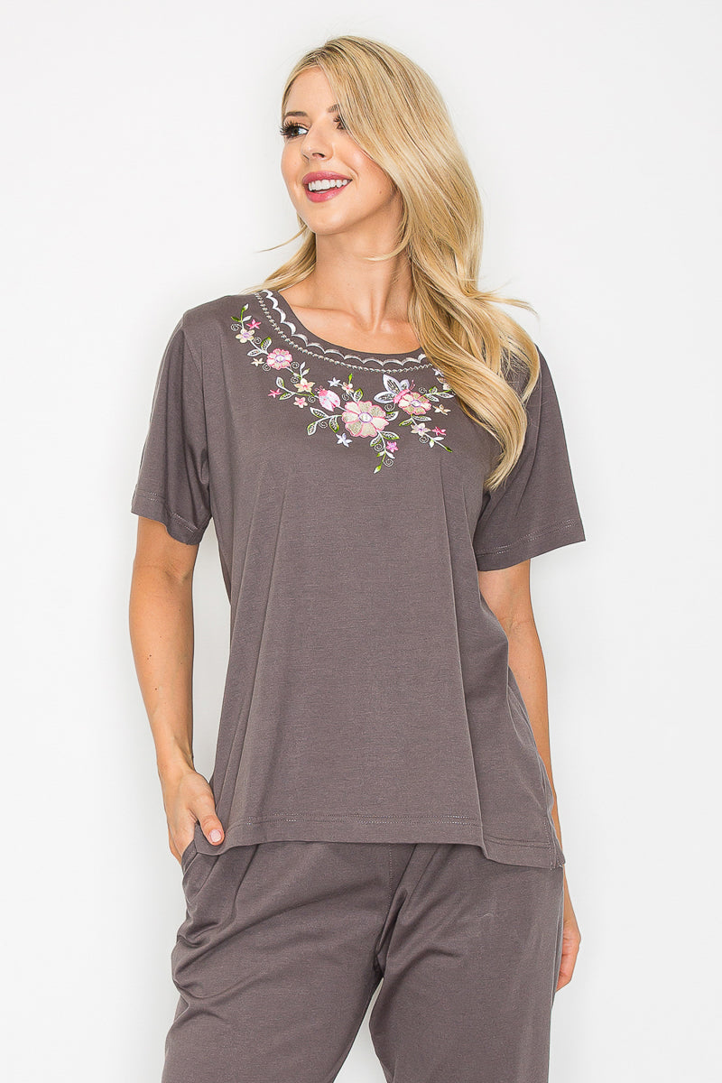 Women's Short Sleeve 7 Petals Floral Embroidered and Matching Capri Set (S-3X) $12.00 Per Set. WS16 Option A