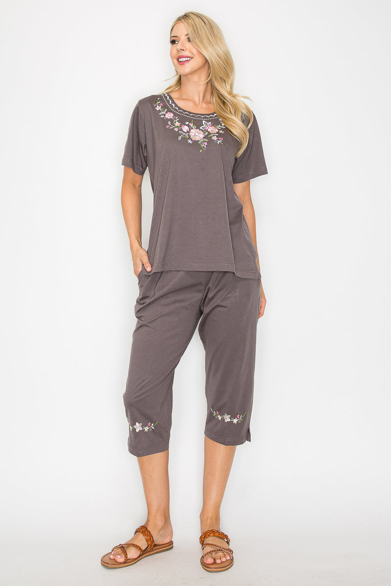 Women's Short Sleeve 7 Petals Floral Embroidered and Matching Capri Set (S-3X) $12.00 Per Set. WS16 Option A