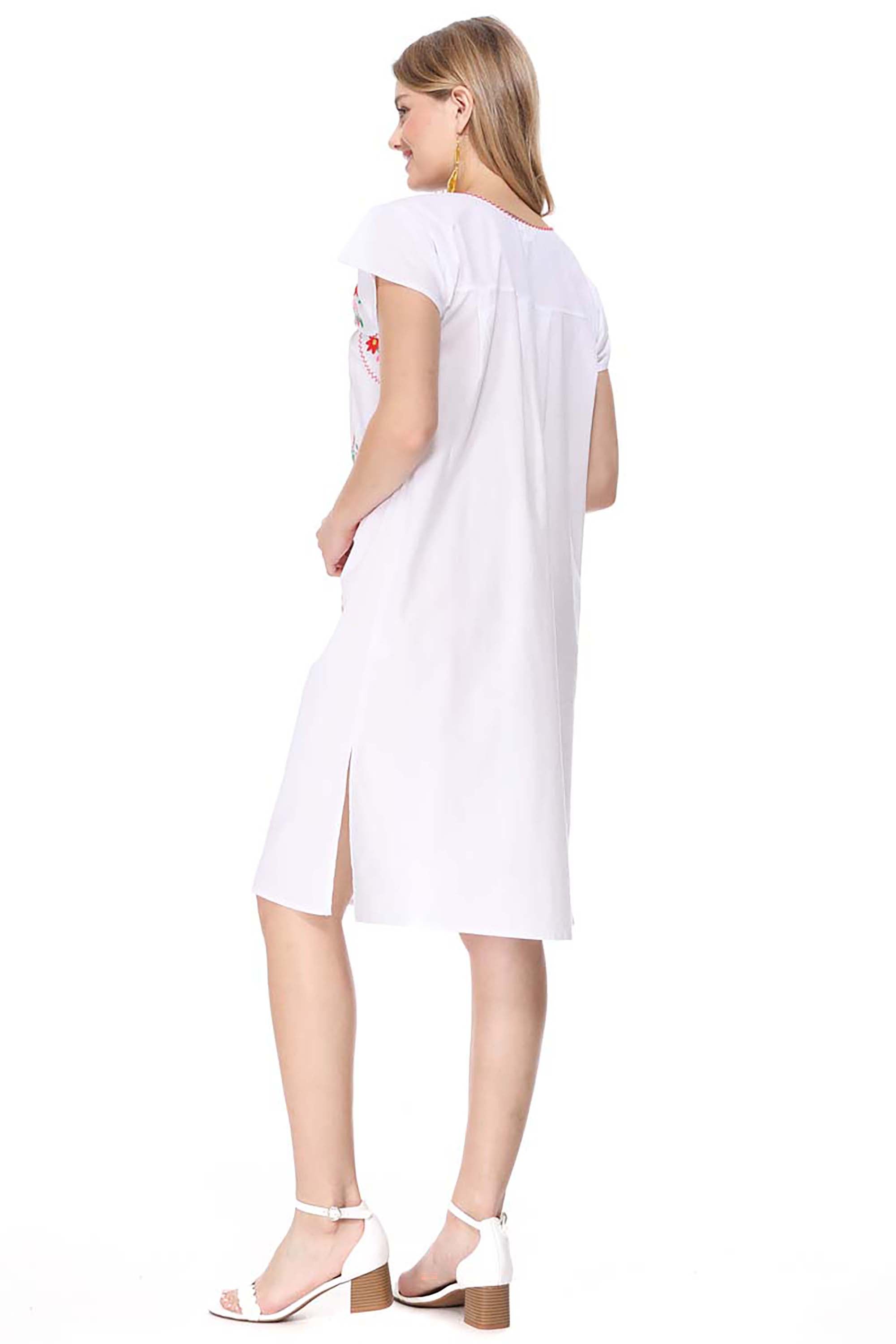 Traditional White Mexican Women Dress (S-3XL) $15 Per Piece. WD2058