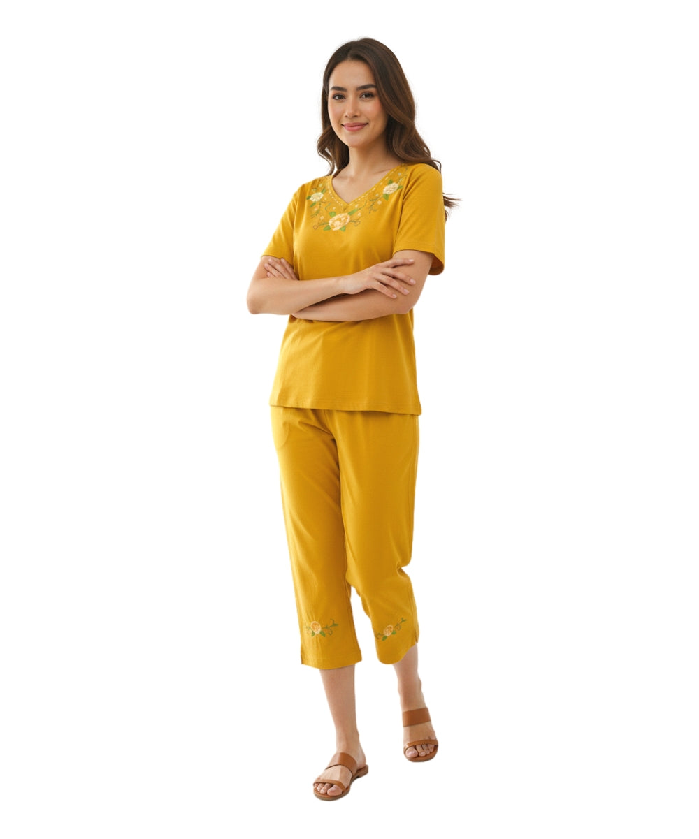 Women's Short Sleeve Rose Embroidered and Matching Capri Set (S-3X) $12.00 Per Set. WS08 Option B