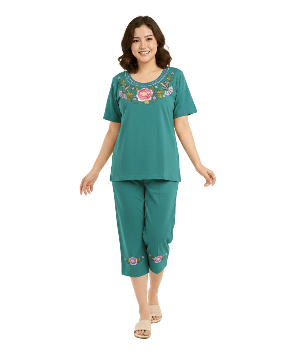 Women's Short Sleeve Hummingbird Floral Embroidered and Matching Capri Set (S-3X) $12.00 Per Set. WS18 Option A