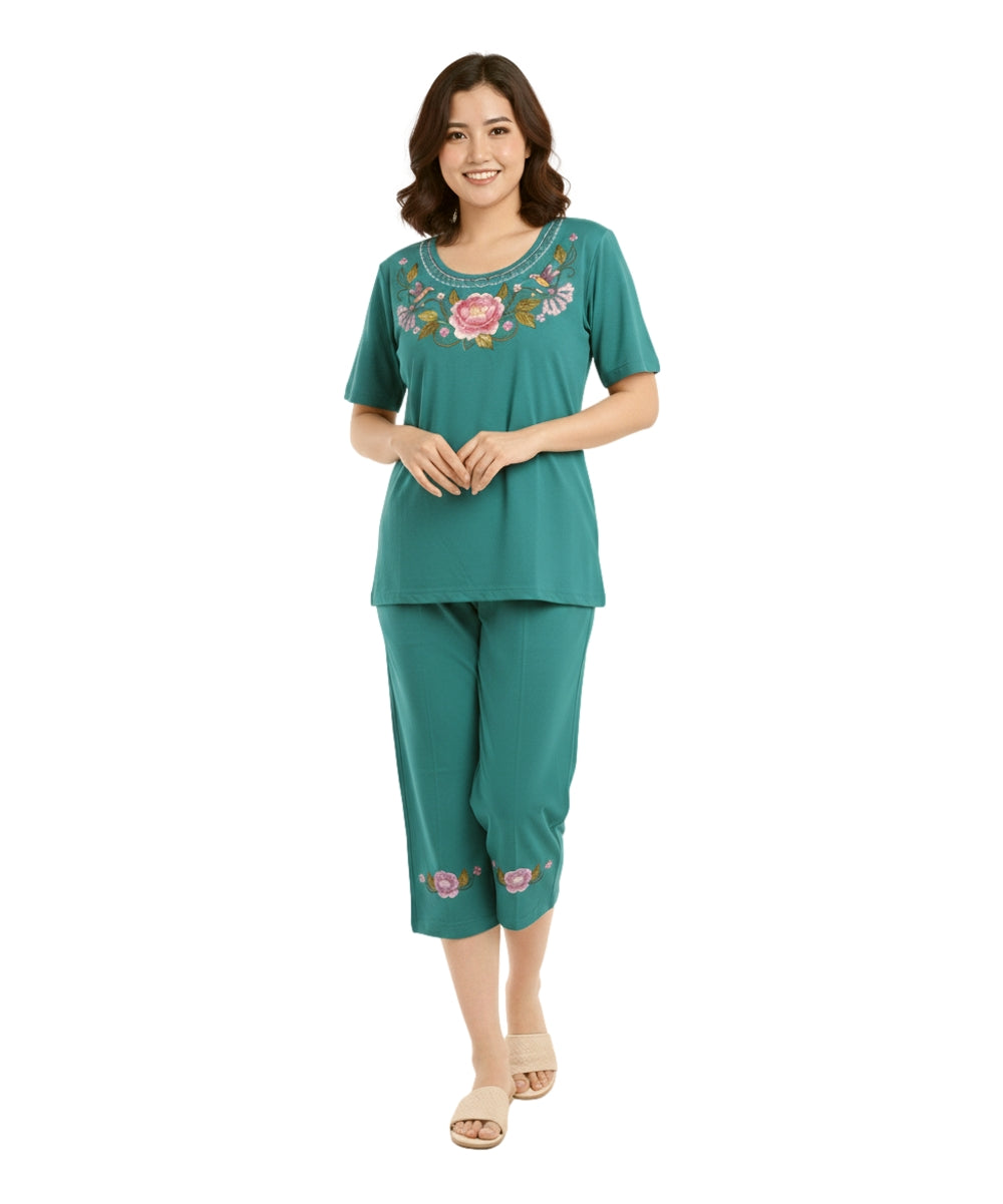 Women's Short Sleeve Hummingbird Floral Embroidered and Matching Capri Set (S-3X) $12.00 Per Set. WS18 Option A