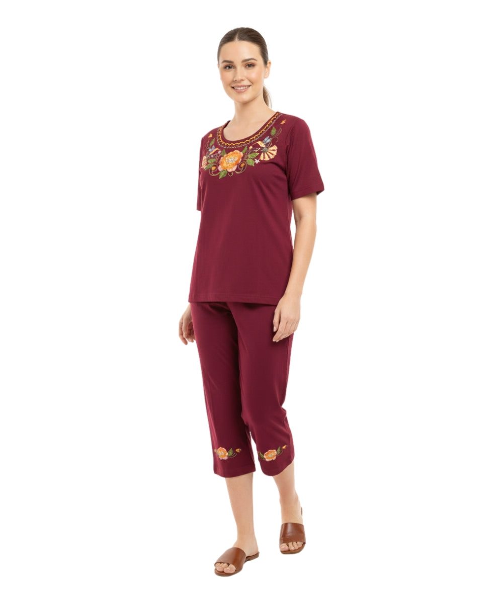 Women's Short Sleeve Hummingbird Floral Embroidered and Matching Capri Set (S-3X) $12.00 Per Set. WS18 Option B