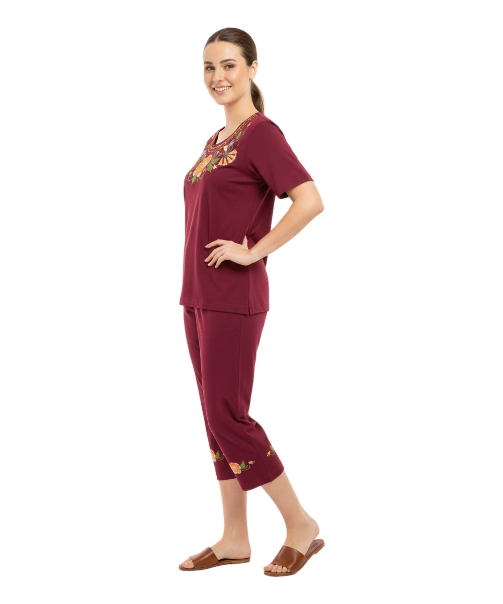 Women's Short Sleeve Hummingbird Floral Embroidered and Matching Capri Set (S-3X) $12.00 Per Set. WS18 Option B